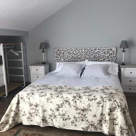 Albus Albi Pension Colmenar del Arroyo Buitenkant foto
