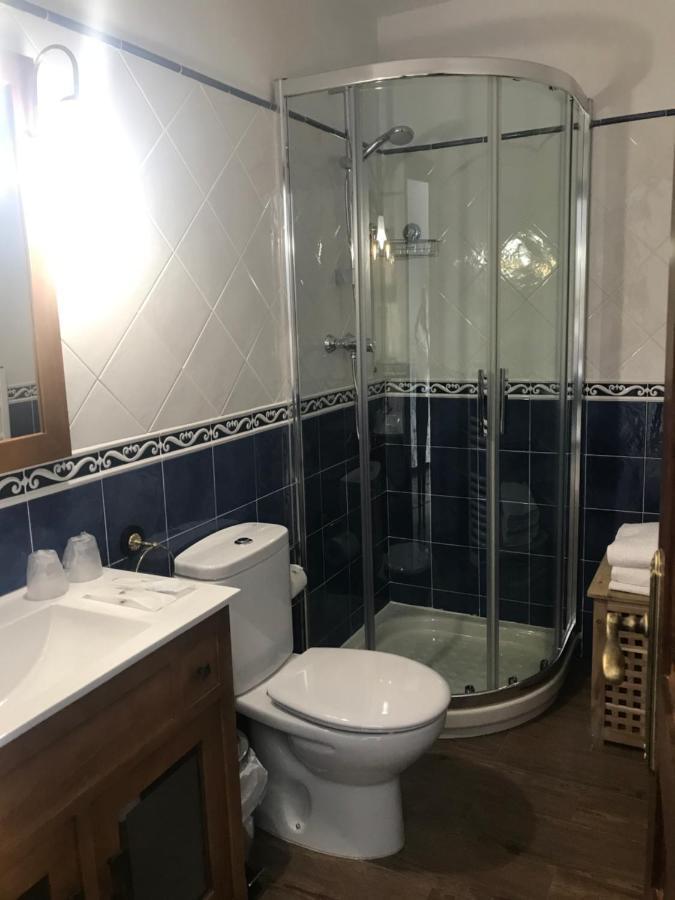 Albus Albi Pension Colmenar del Arroyo Buitenkant foto